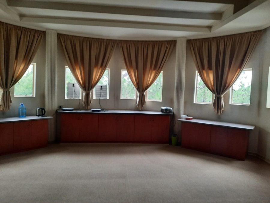 11 Bedroom Property for Sale in Odendaalsrus Free State